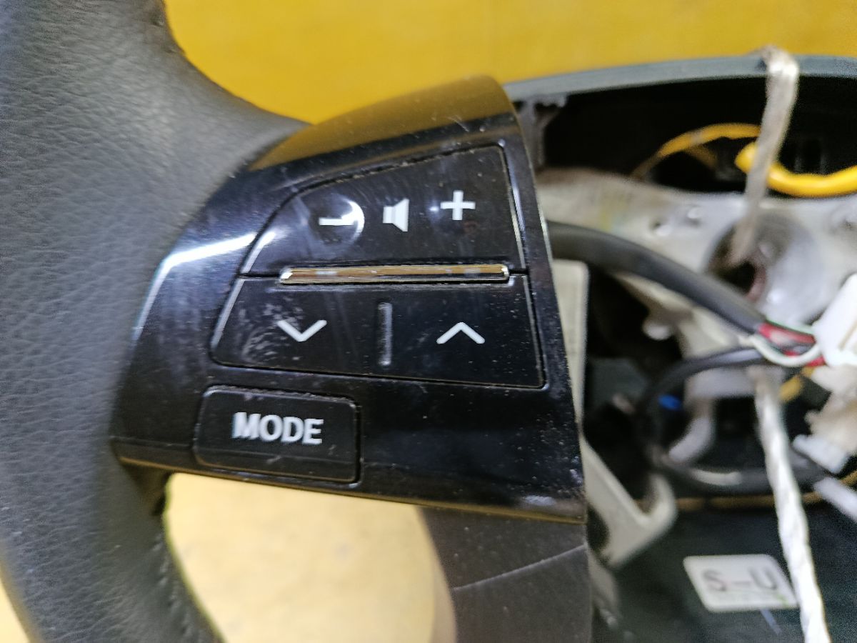 Руль на Toyota Estima Hybrid AHR20W Фото 3