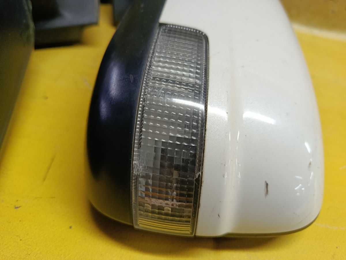 Зеркало двери боковой на Nissan Serena HC26 Фото 2