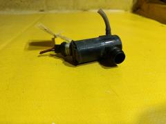 Насос омывателя стекла на Toyota Voxy ZRR70G 3ZR-FAE 85330-60140