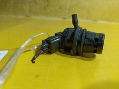 Насос омывателя стекла 860310-2451, 85330-21010 на Toyota Vitz SCP90 2SZ-FE Фото 2