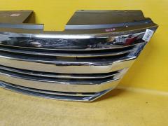 Решетка радиатора 62310-1A21B на Nissan Serena HC26 Фото 2