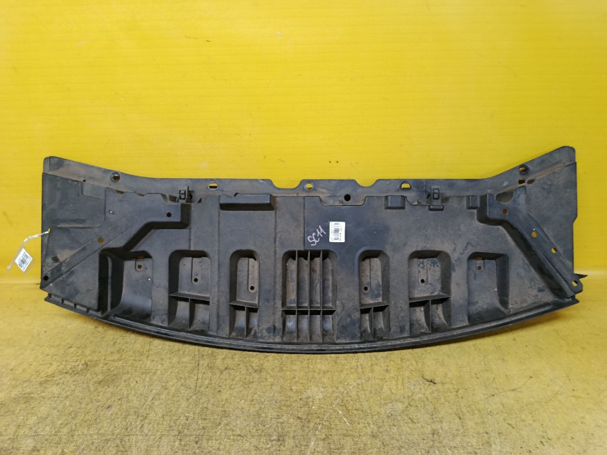 Защита бампера 62663-1JY0A на Nissan Tiida Latio SC11 Фото 1