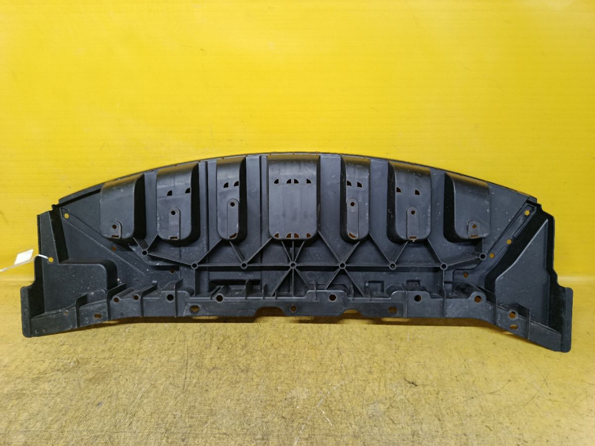 Защита бампера 62663-1JY0A на Nissan Tiida Latio SC11 Фото 2