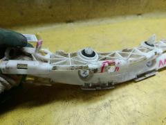 Крепление бампера 52156-44030, 52155-44060 на Toyota Isis ANM10G Фото 3