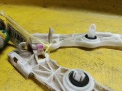Крепление бампера 52156-44030, 52155-44060 на Toyota Isis ANM10G Фото 5