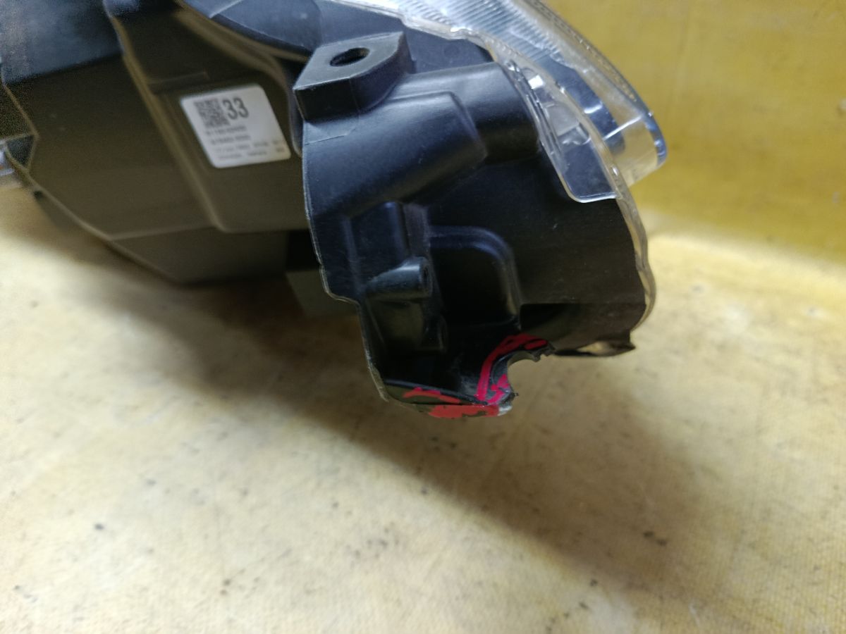 Фара 52-317 52-317,81150-52N00 на Toyota Sienta NSP170G Фото 4