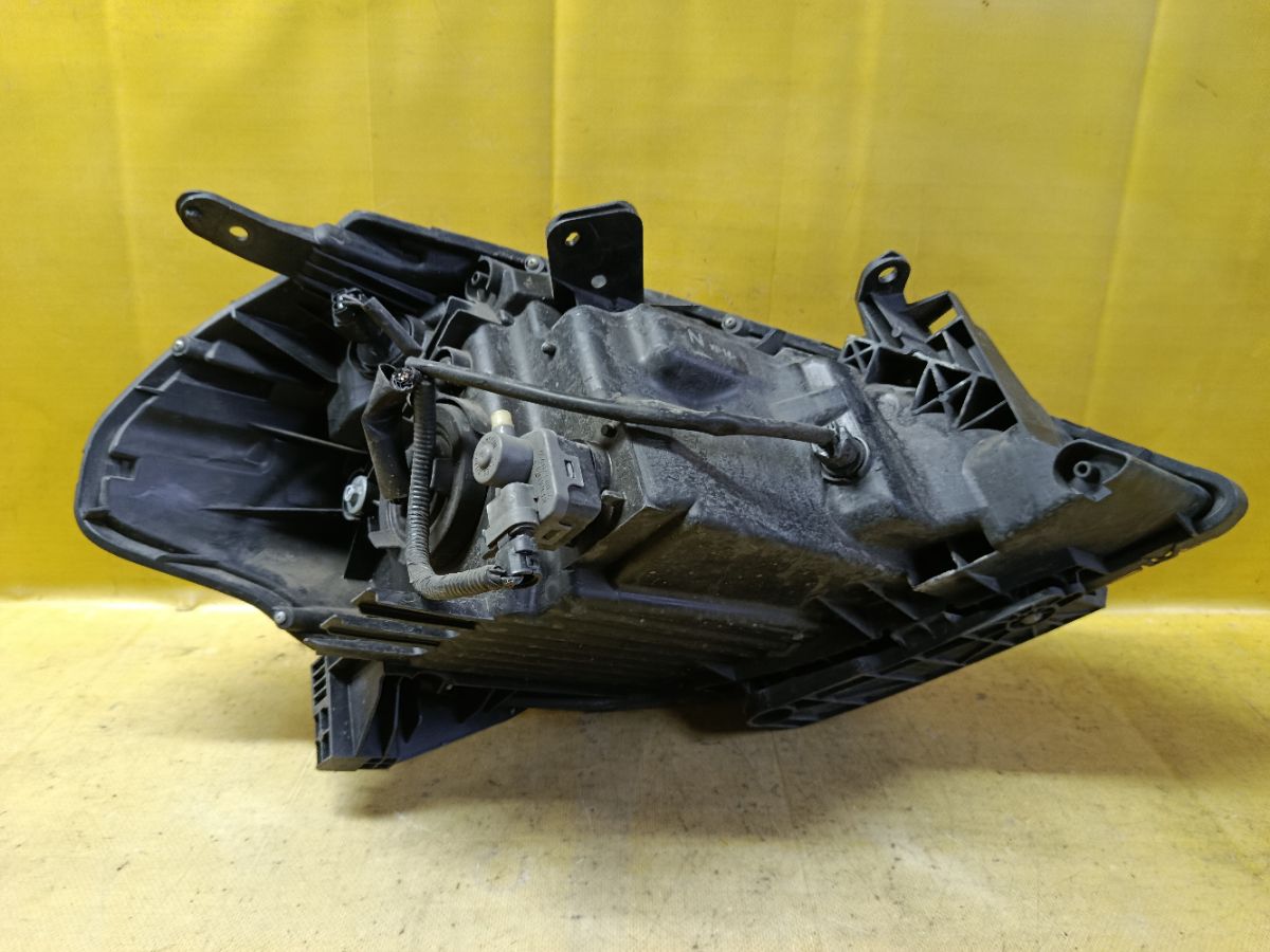 Фара P7779 P7779 на Nissan Tiida C11 Фото 4