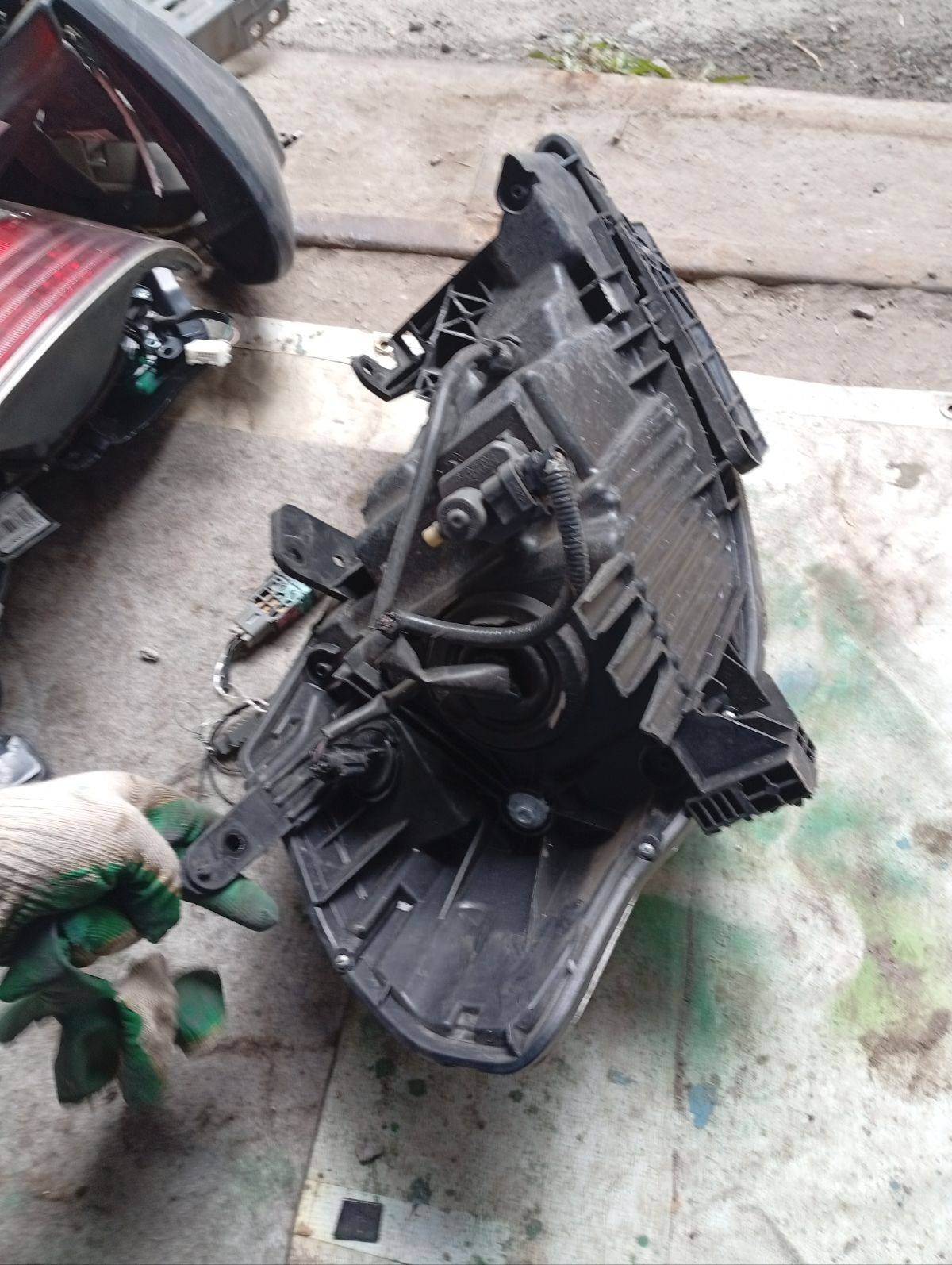 Фара P7779 P7779 на Nissan Tiida C11 Фото 6