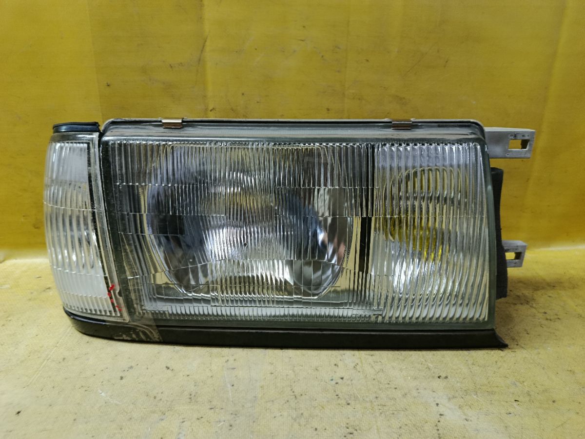 Фара 1462 1462 на Nissan Cedric Y31 Фото 1