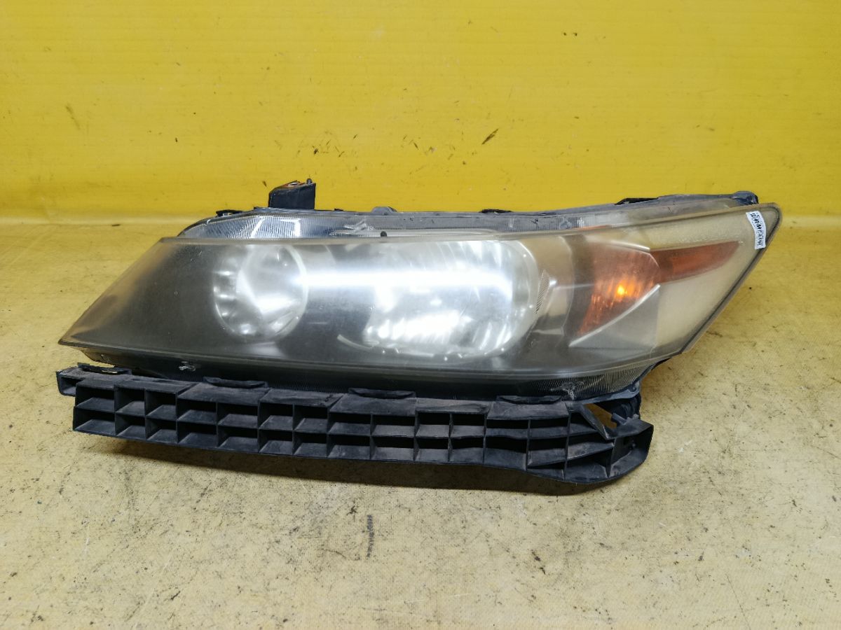 Фара 100-22652 100-22652 на Honda Stream RN6 Фото 1