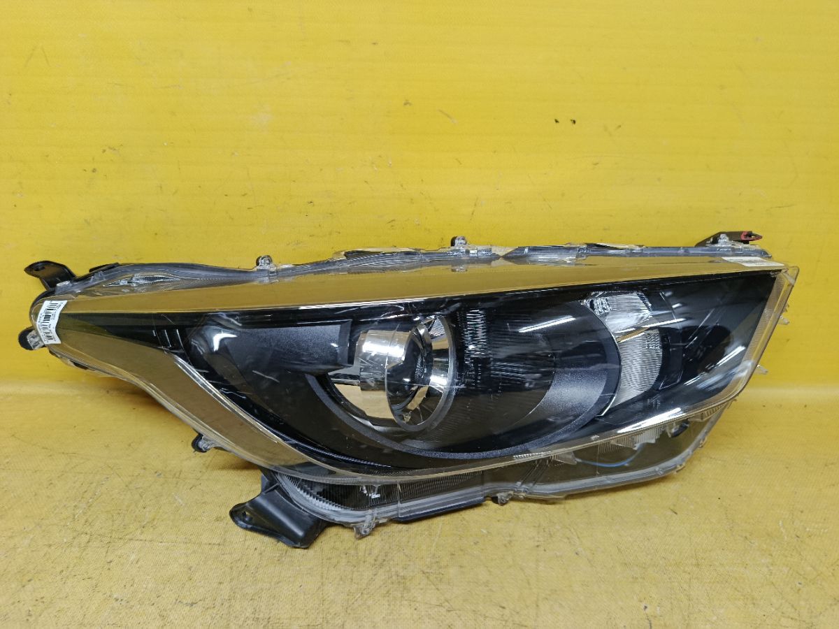 Фара K0-1 K0-1 на Toyota Yaris MXPH10 Фото 1
