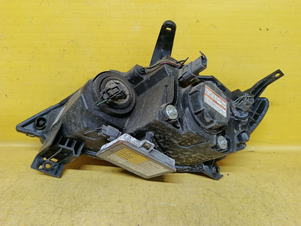 Фара P2632 P2632 на Mazda Demio DY3W Фото 3
