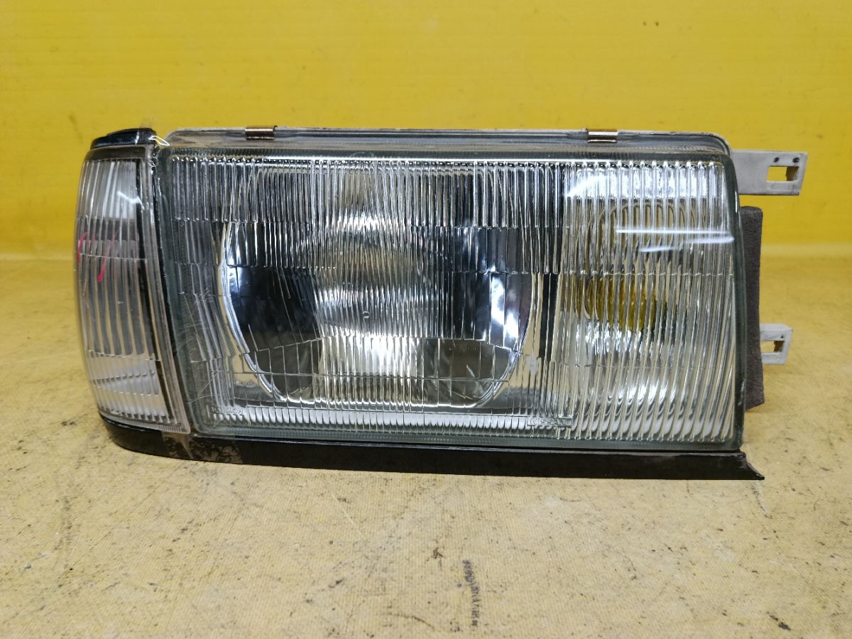 Фара 1462 1462 на Nissan Cedric Y31 Фото 1