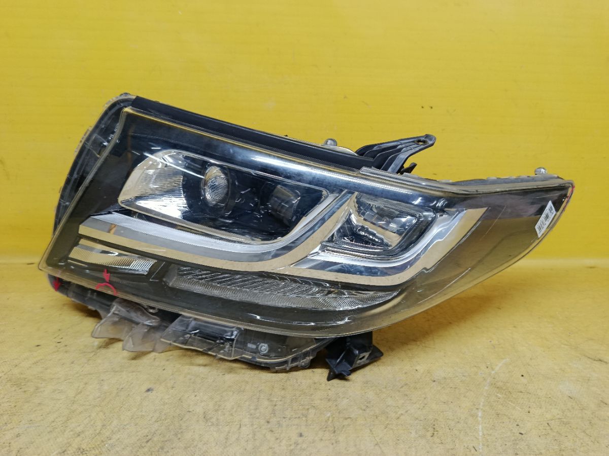 Фара 58-60 58-60 на Toyota Alphard AGH30W Фото 1