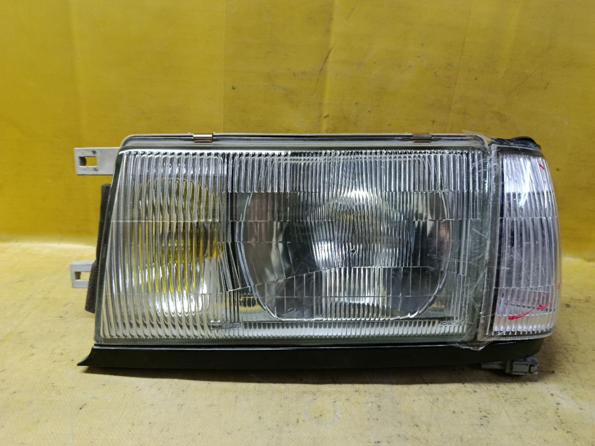 Фара 1462 1462 на Nissan Cedric Y31 Фото 1