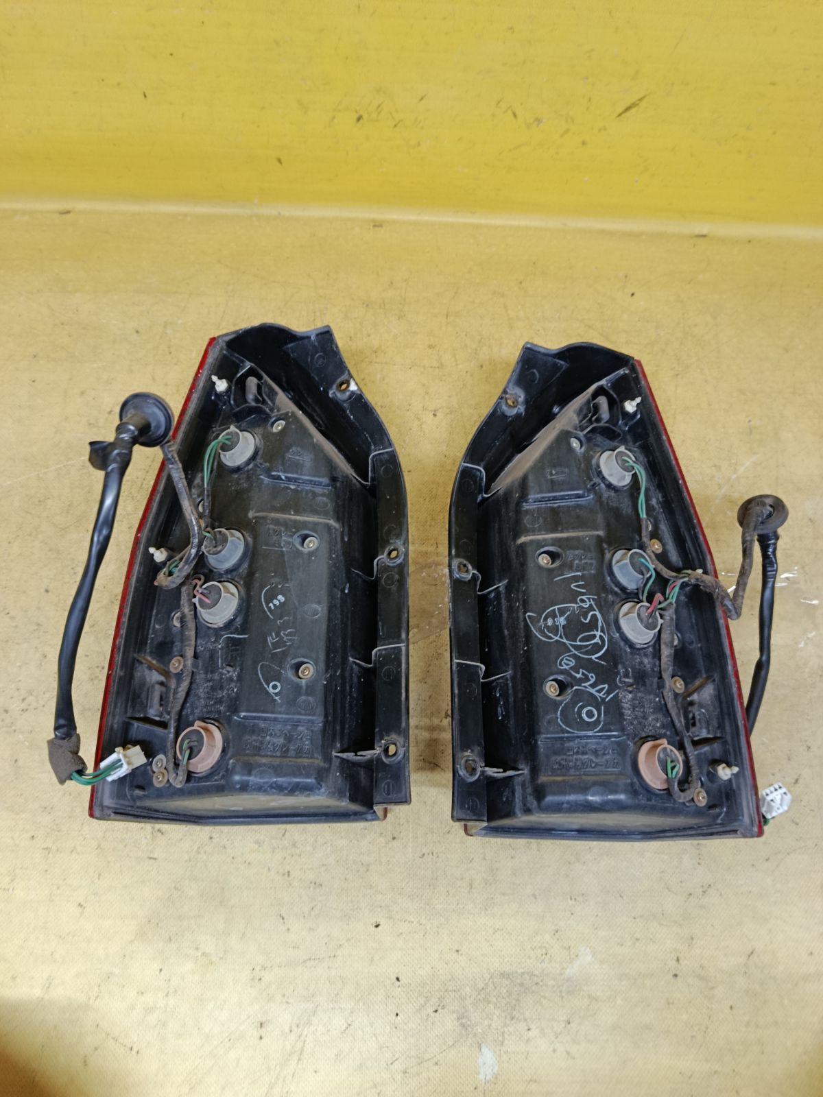 Стоп 220-87262 220-87262 на Mitsubishi Chariot Grandis N84W Фото 3