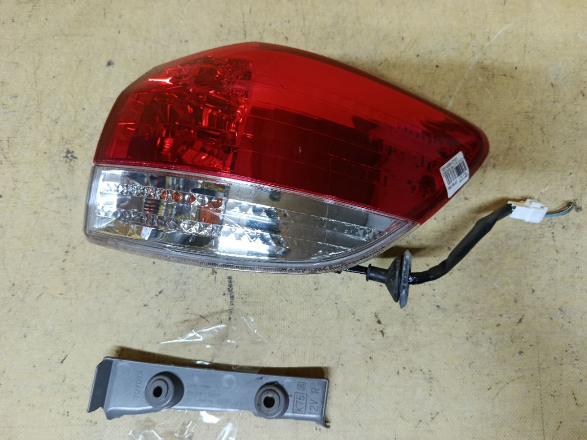 Стоп 68-17 68-17 на Toyota Wish ZGE20G Фото 1