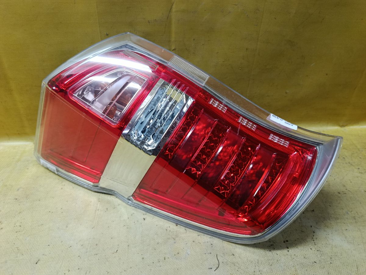 Стоп W0587 W0587 на Honda Stepwgn RK1 Фото 1