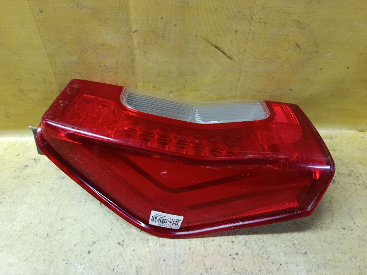 Стоп 220-51391 220-51391 на Daihatsu Tanto LA600S Фото 1