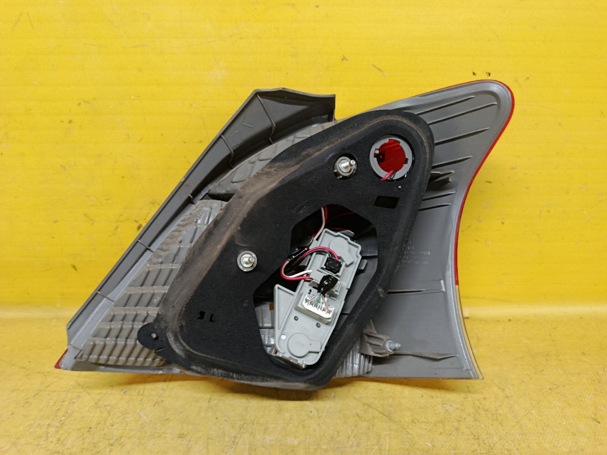 Стоп 52-187 52-187 на Toyota Vitz KSP90 Фото 3