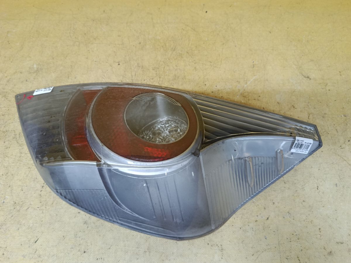 Стоп 52-252 52-252 на Toyota Aqua NHP10 Фото 1