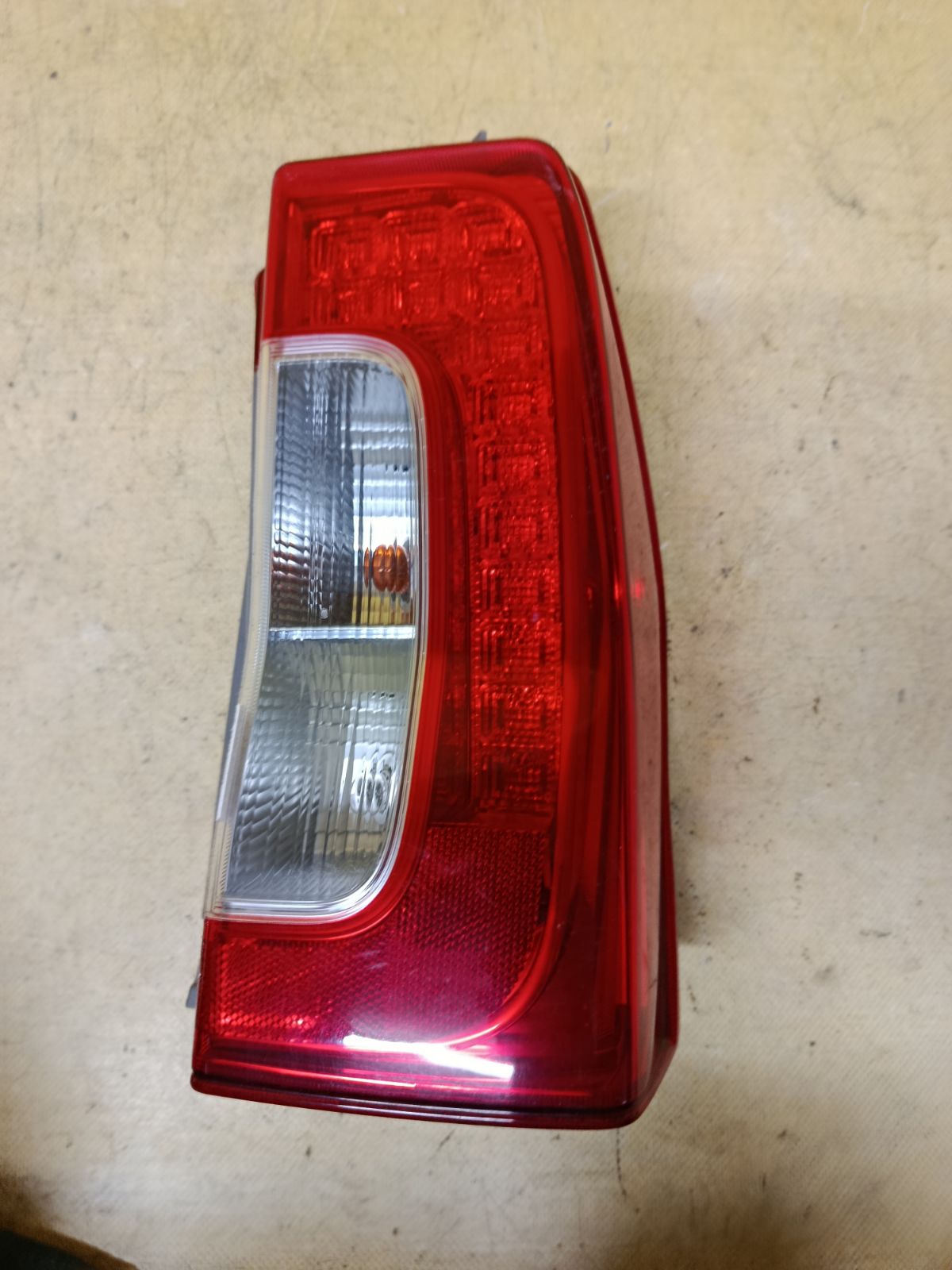 Стоп 220-51391 220-51391 на Daihatsu Tanto LA600S Фото 1