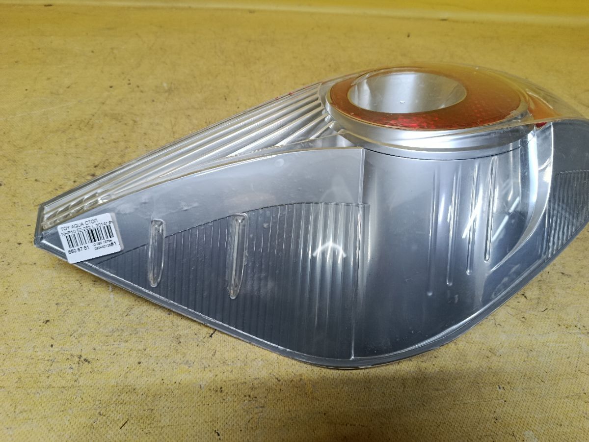Стоп 52-252 52-252 на Toyota Aqua NHP10 Фото 3