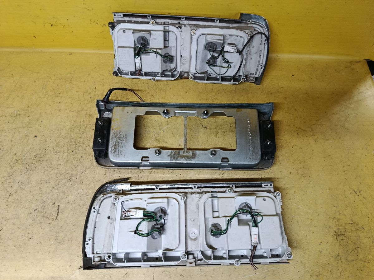 Стоп 4746 4746 на Nissan Cedric PY31 Фото 7