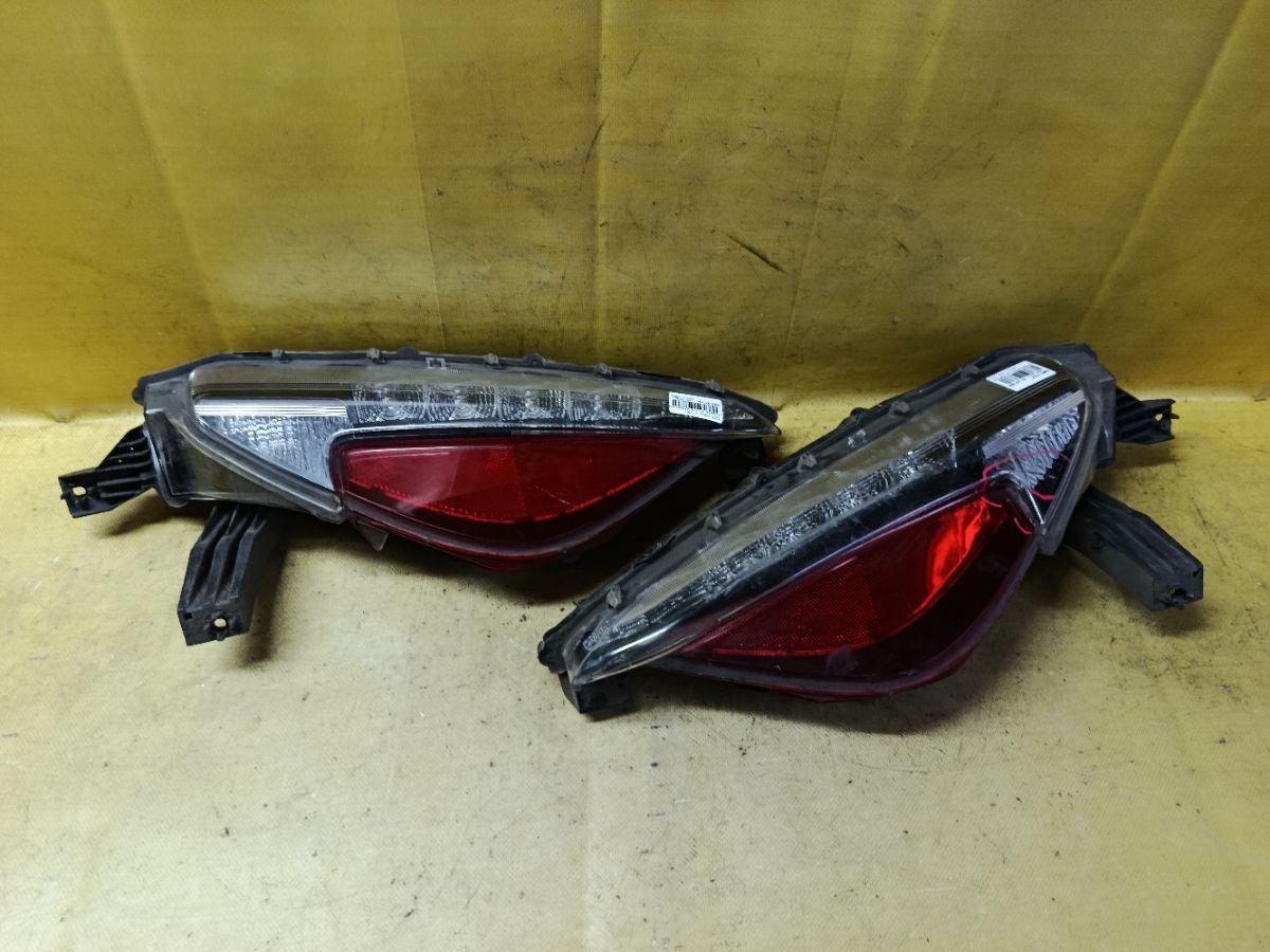 Стоп 47-102 47-102,81540-47020, 81530-47020 на Toyota Prius ZVW52 Фото 1
