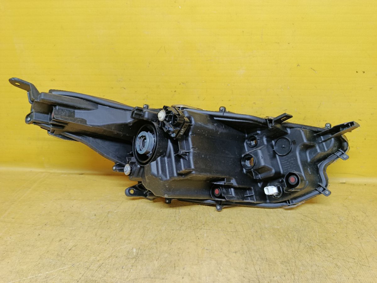 Фара K0-1 K0-1 на Toyota Yaris MXPH10 Фото 5