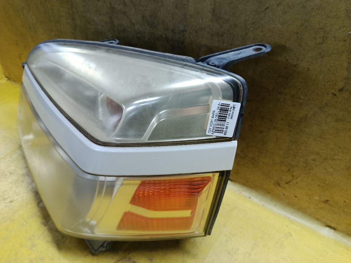 Фара 28-183 28-183 на Toyota Voxy AZR60G Фото 2