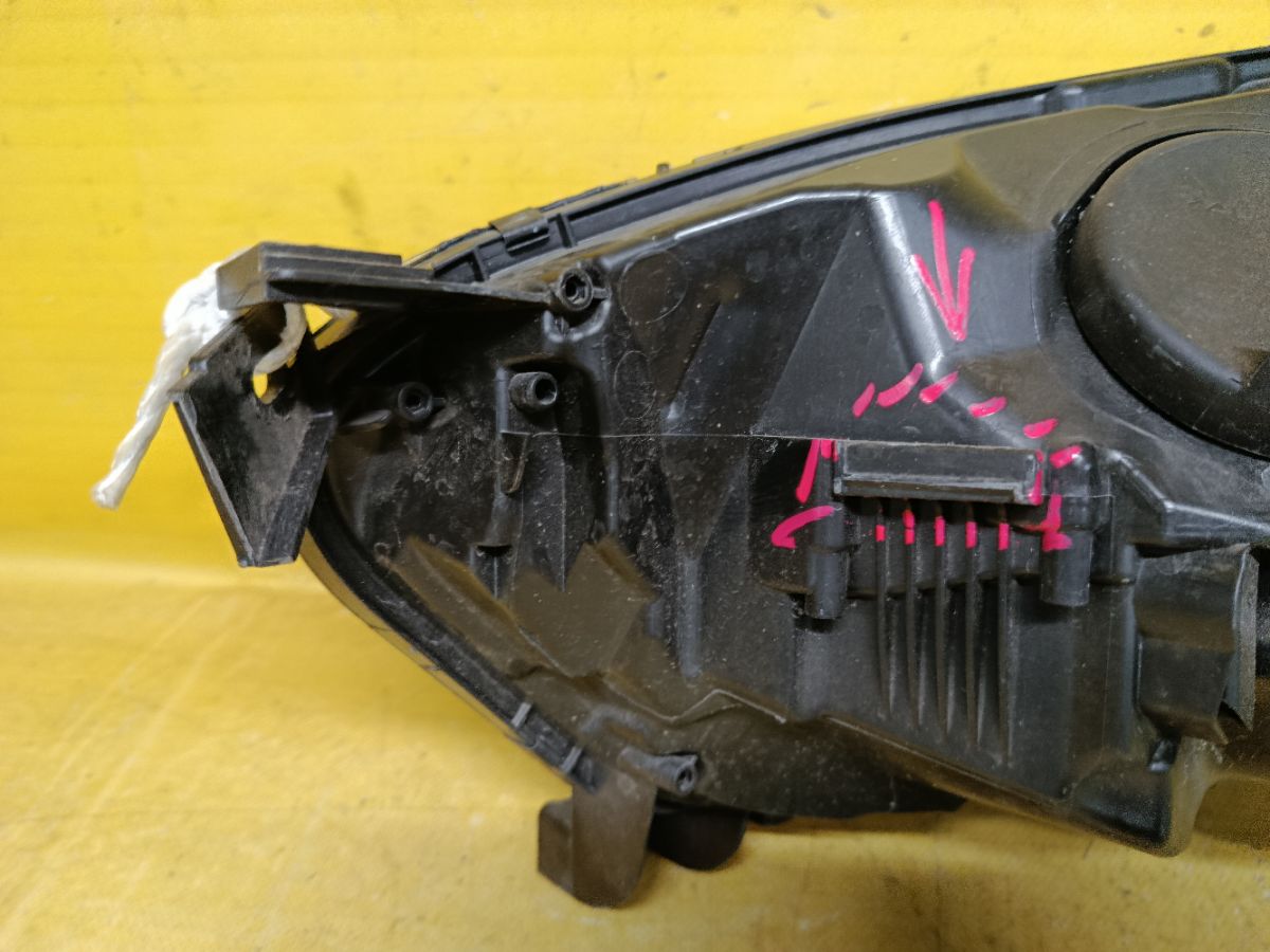Фара 260104476R, 030128161200 на Renault Captur VF12R Фото 6