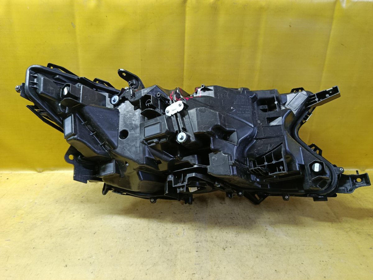 Фара V2-11 V2-11,81150-V2070 на Toyota Alphard AGH45W Фото 7
