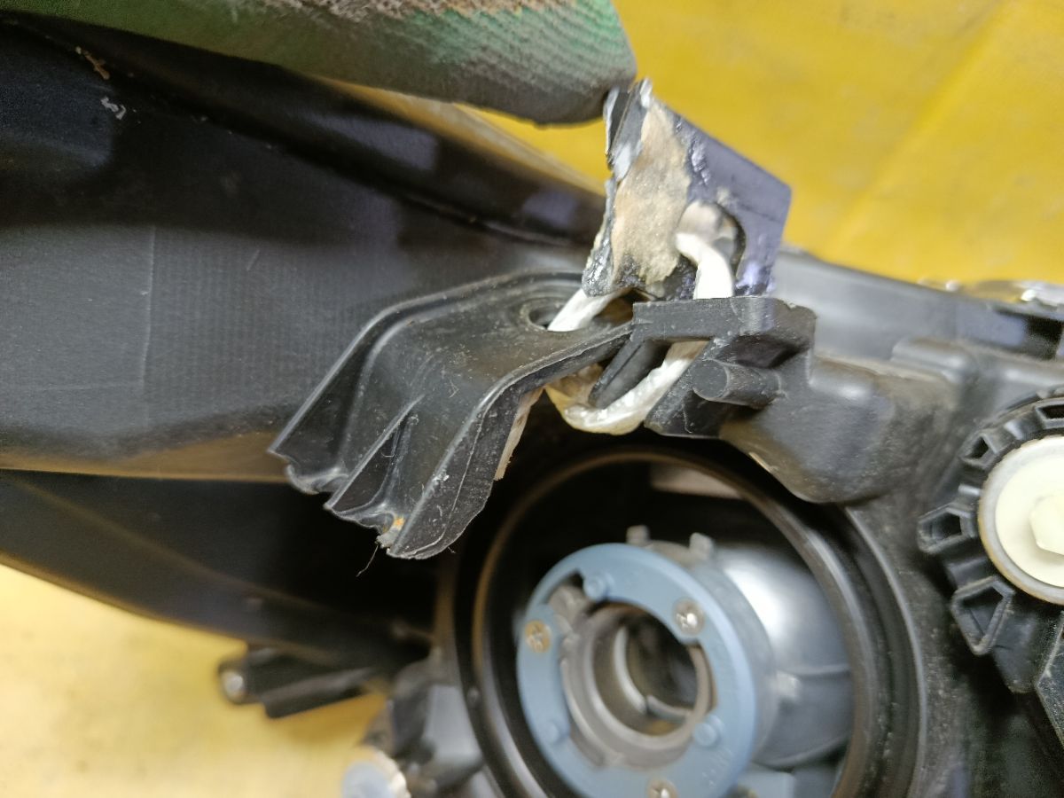 Фара K0-1 K0-1 на Toyota Yaris MXPH10 Фото 7