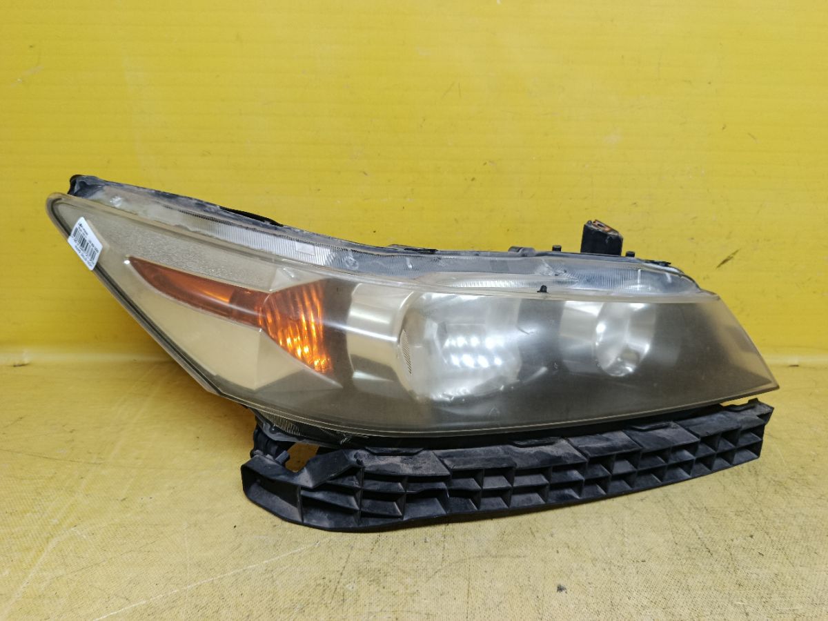 Фара 100-22652 100-22652 на Honda Stream RN6 Фото 1