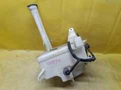Бачок омывателя на Toyota Celsior UCF31