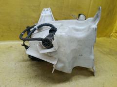 Бачок омывателя на Toyota Celsior UCF31 Фото 3