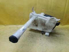 Бачок омывателя на Toyota Celsior UCF31 Фото 4