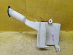 Бачок омывателя 85315-52050 на Toyota Sienta NCP81G Фото 2