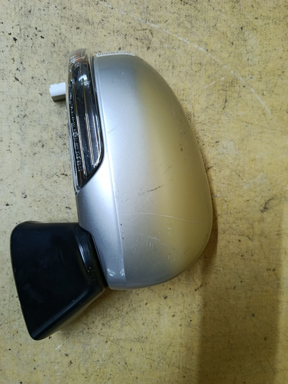 Зеркало двери боковой на Toyota Ractis NCP120 Фото 1