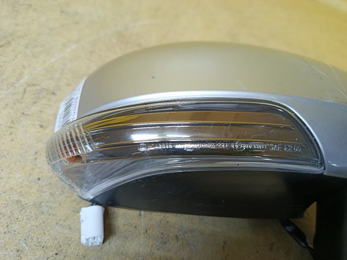 Зеркало двери боковой на Toyota Ractis NCP120 Фото 2