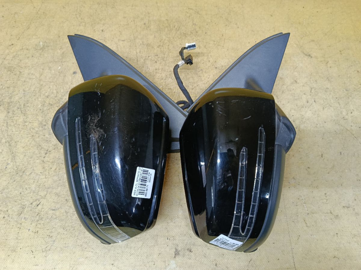 Зеркало двери боковой A1768108716 на Mercedes-Benz A-Class W176.042 Фото 1