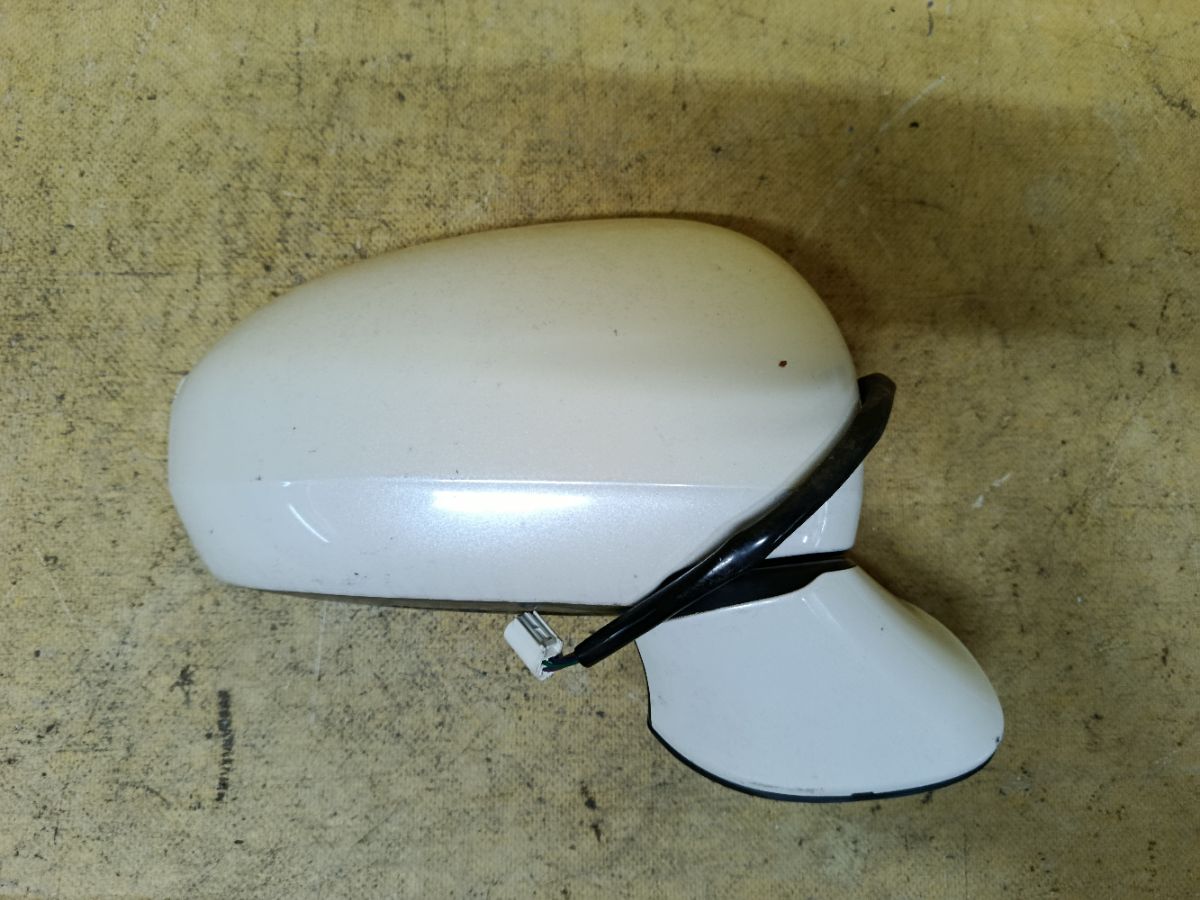 Зеркало двери боковой на Toyota Wish ZGE20G Фото 1