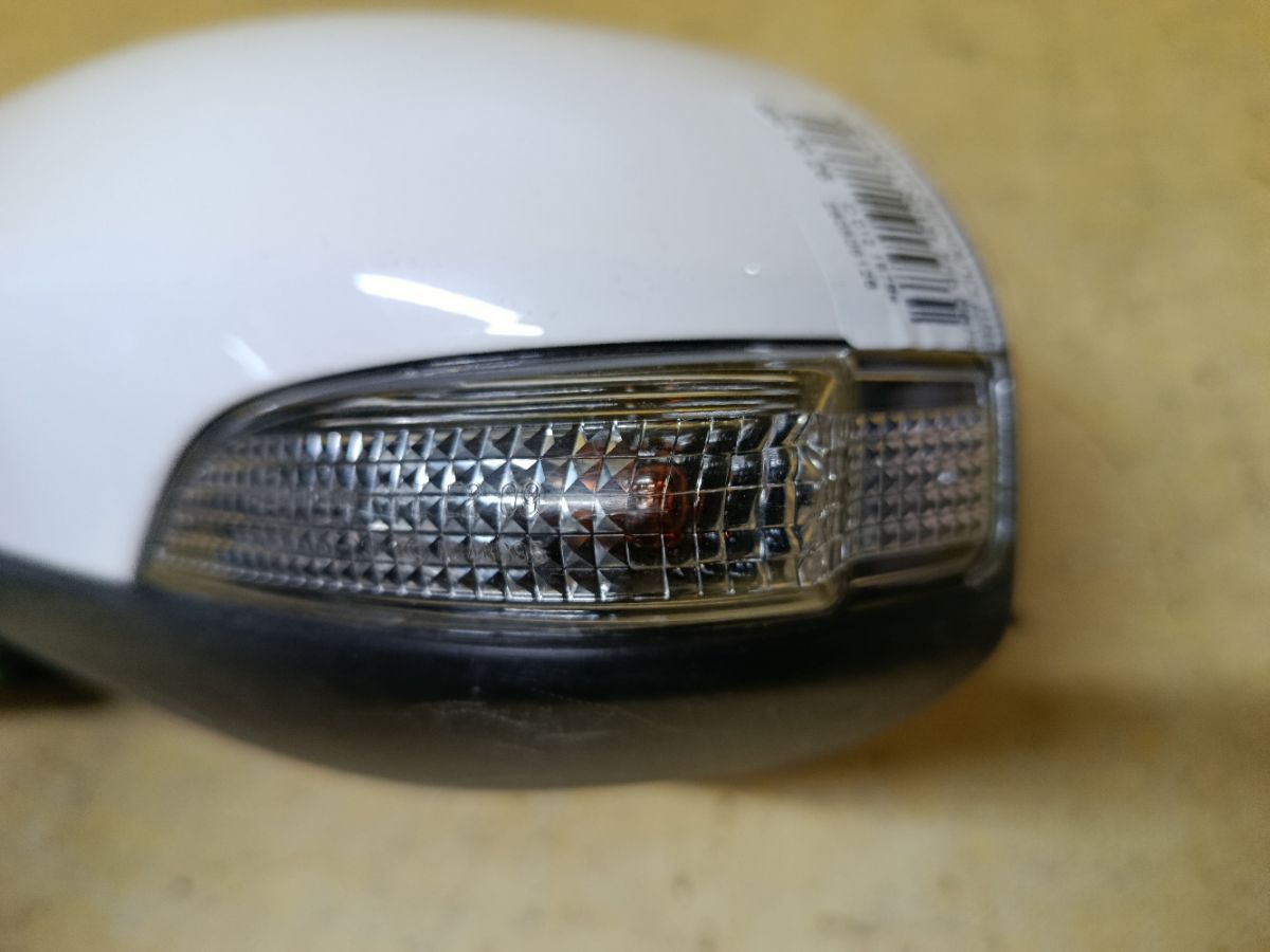Зеркало двери боковой на Toyota Vitz NSP130 Фото 2