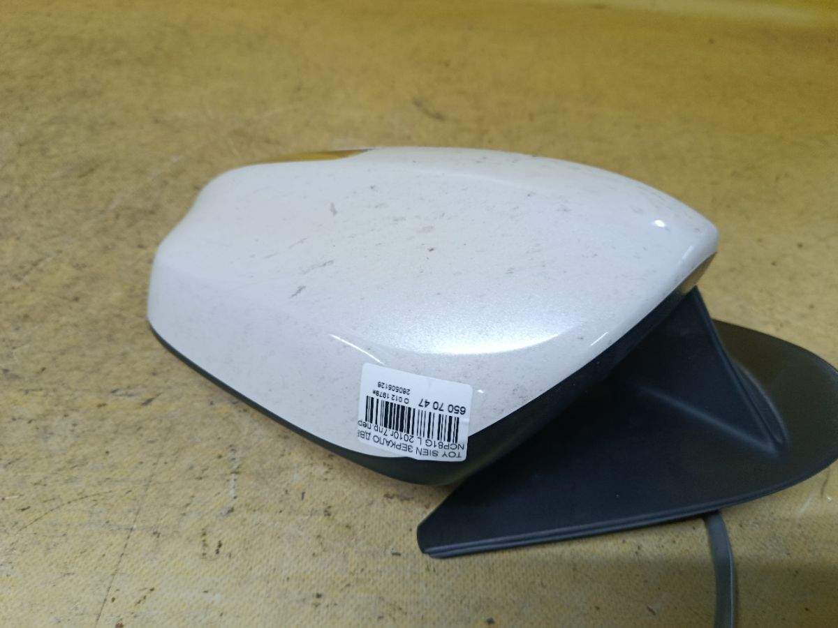 Зеркало двери боковой на Toyota Sienta NCP81G Фото 5