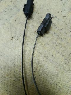 Доводчик двери на Nissan Serena CC25 Фото 4
