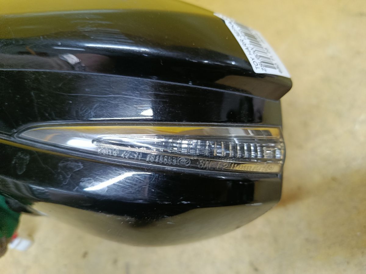 Зеркало двери боковой на Toyota Harrier ZSU60W Фото 3