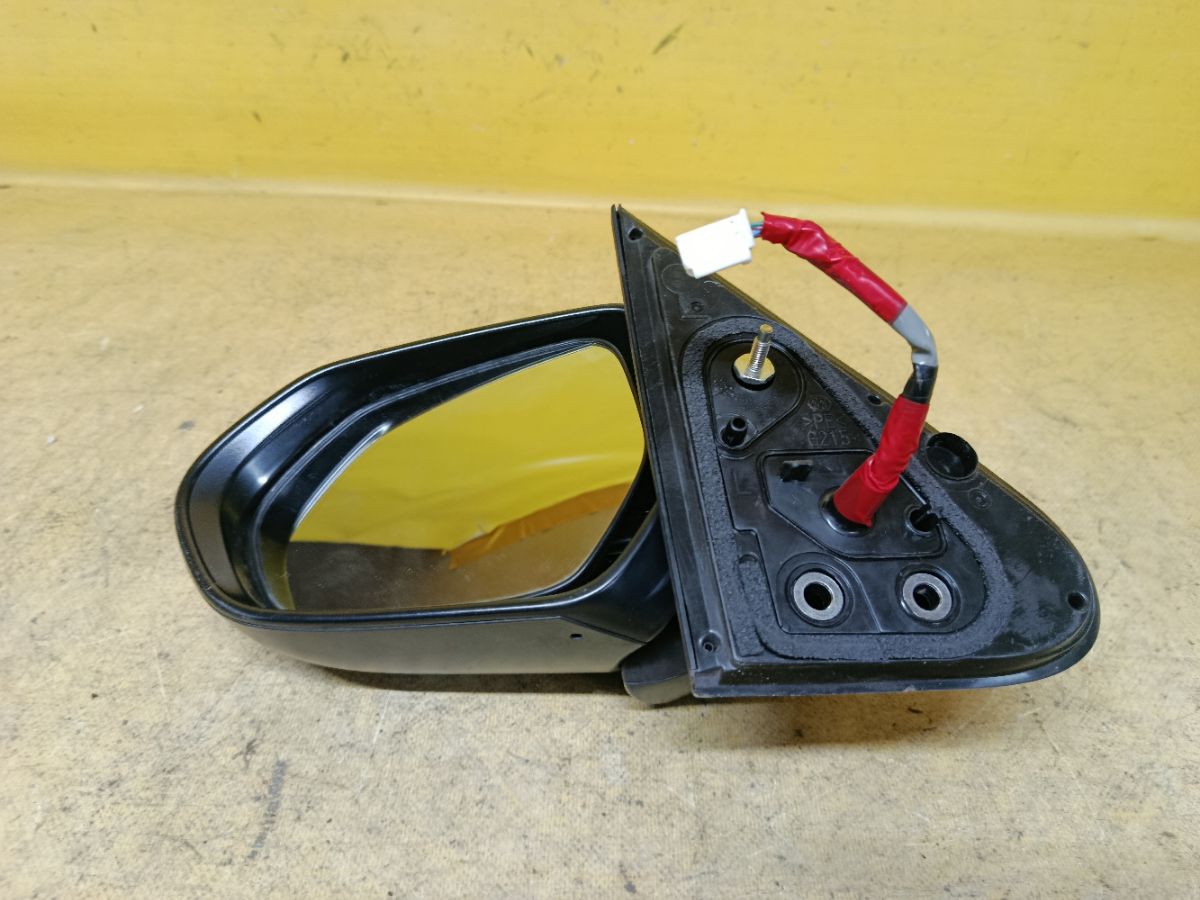 Зеркало двери боковой на Toyota Spade NSP141 Фото 4