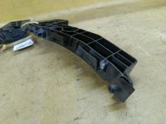 Крепление бампера 71731-54M01, 71732-54M00 на Suzuki Solio MA15S Фото 3