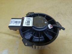 Мотор печки на Honda N-Wgn JH1
